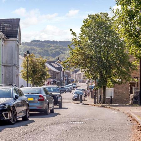Waters Edge Apartment Ystradgynlais Buitenkant foto